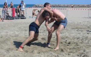 Lutte de Plage : Vardan 1er à l'Open de Sète