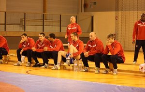 Le banc de l'USMT....